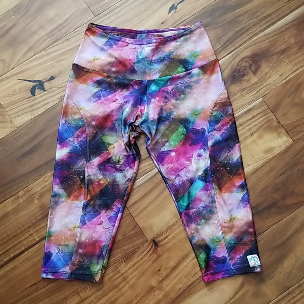 Mana Threads Lightweight Capri